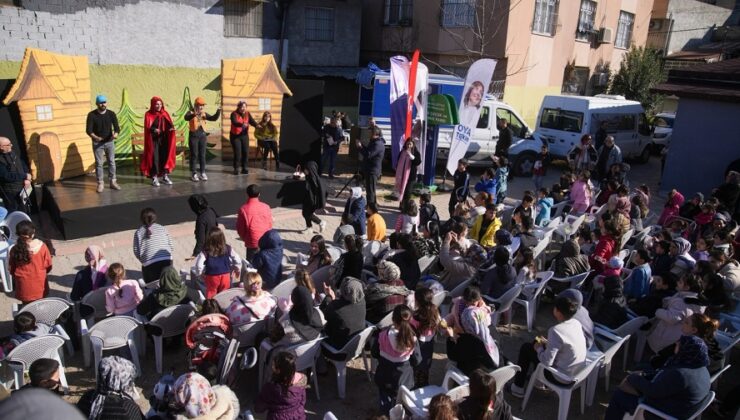 Seyhan Belediyesinden Çocuklara Tiyatro Dolu Sömestir