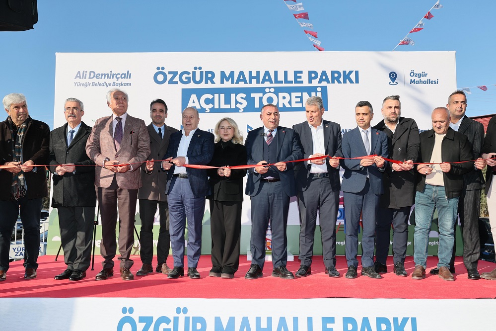 ÖZGÜR MAHALLE PARKI TÖRENLE AÇILDI