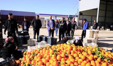 Tarım yetkilileri dert dinliyor