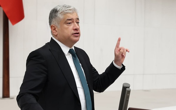 Kısacık: Emekli  açlık sınırının altında yaşıyor