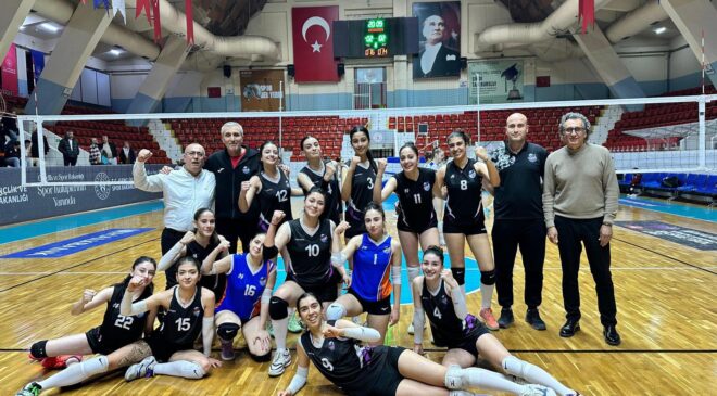 Adana Büyükşehir’in kızları Adana Şampiyonu oldu