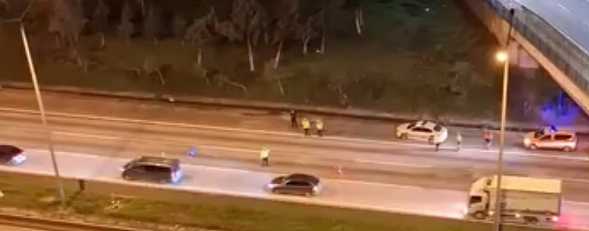 TIRIN ALTINDA KALDI!