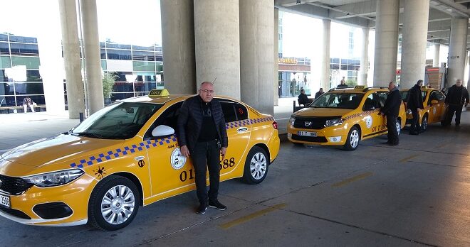 Havalimanı taksicileri korsandan şikayetçi