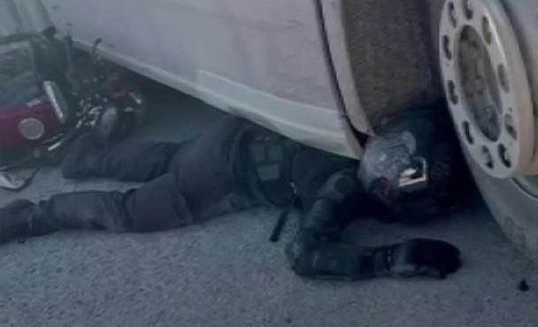 Kaskı ölümden kurtardı