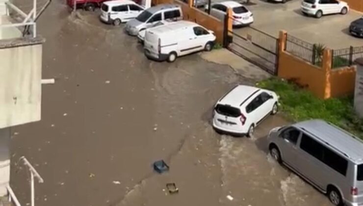 Yağmur hayatı felç etti