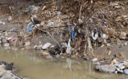 Selin ardından oluşan plastik atıklar dikkat çekti