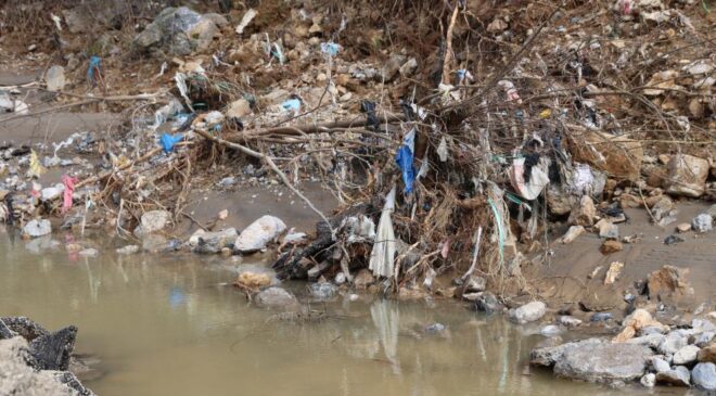 Selin ardından oluşan plastik atıklar dikkat çekti