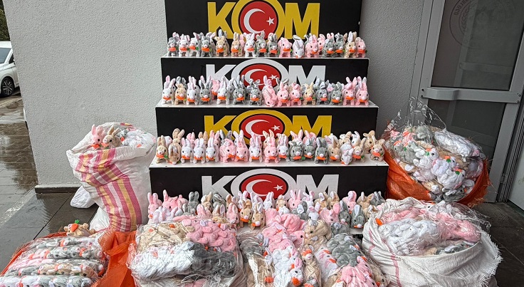 KAÇAK OYUNCUKLARA POLİS BASKINI