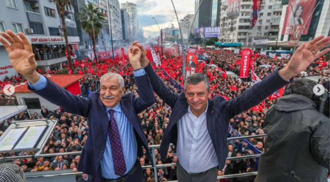 Özel ve Karalar Adanalılarla buluştu