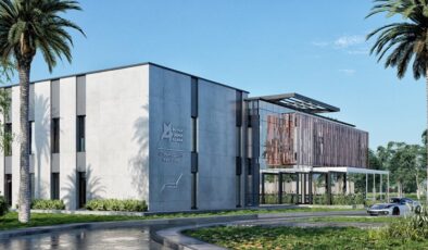 BÜYÜKŞEHİR BELEDİYESİ YÜREĞİR’E EL ATTI!