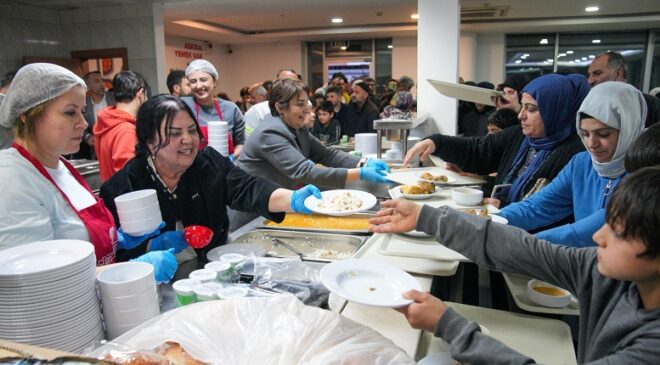 SEYHAN’DA BİRLİK VE KARDEŞLİK SOFRASI