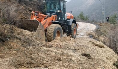 Feke’de kapanan yollar ulaşıma açılıyor