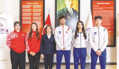 FİLİZ KEPME’DEN ŞAMPİYONLARA KUTLAMA