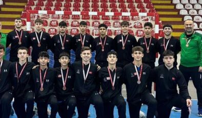 ALKIŞLAR HENTBOL TAKIMLARIMIZA