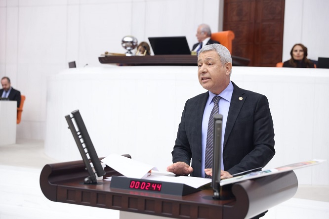 CHP’li Sümer’den fahiş yazılım maliyetine tepki