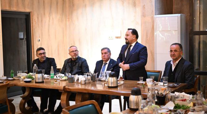 Uludağ, Eski Belediye Başkanlarıyla iftarda buluştu