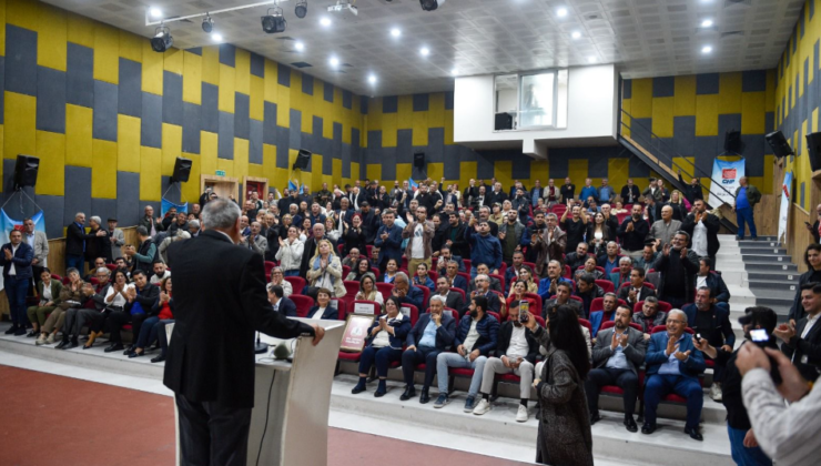 CHP Seyhan’da mahalle temsilcileriyle buluştu