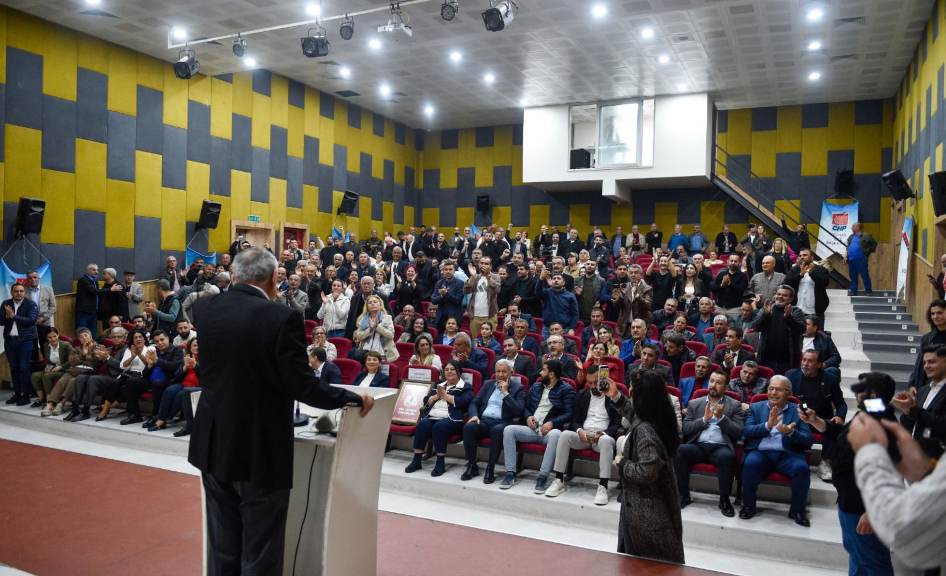 CHP Seyhan’da mahalle temsilcileriyle buluştu