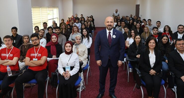 Nacar’dan gençlere kariyer rehberliği