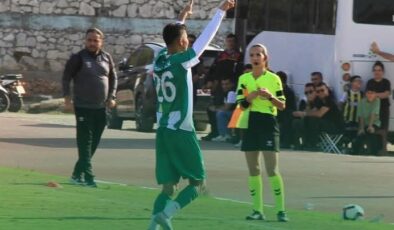 CEYHAN 1967 HEM MAÇI HEM OYUNCUSUNU KAYBETTİ