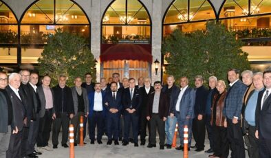 Hizmete vefa sofrası