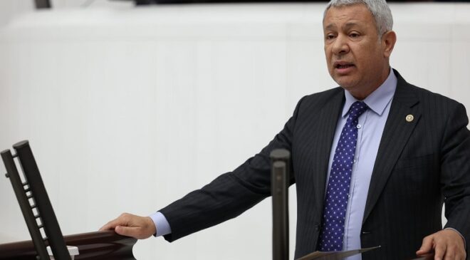 Sümer: Mucit Bakan iş başında